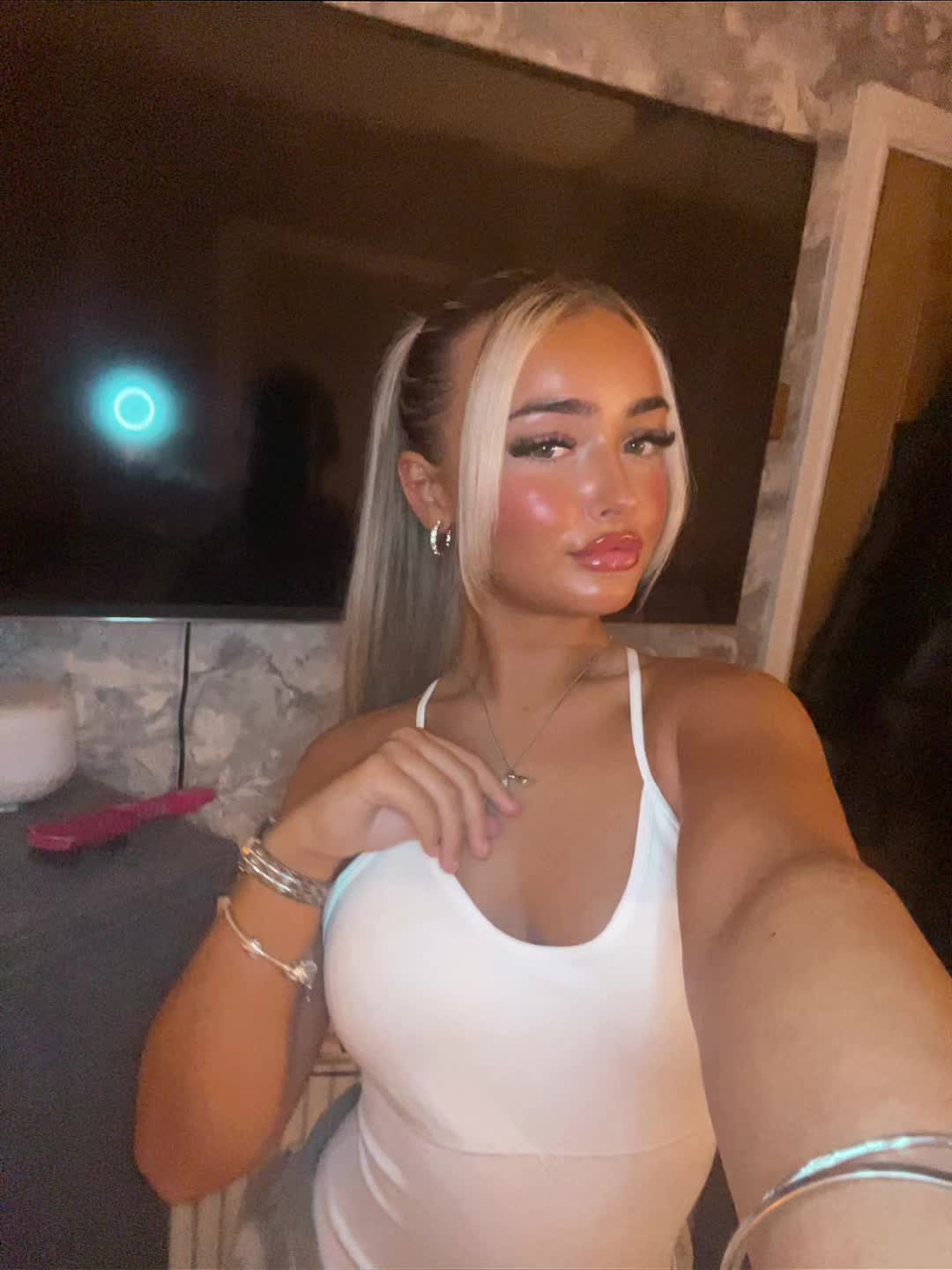 @Melissabarnes