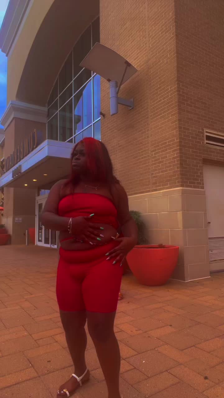 @🧜🏿♀️ bₗₐqᵤₑ bₑᵣᵣy 🧜🏿♀️