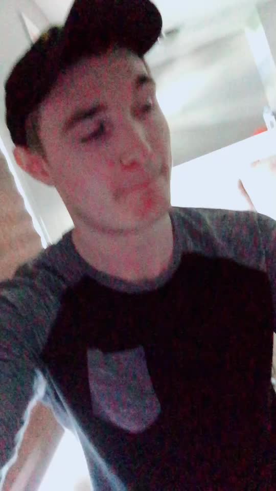 @Ayo dylan