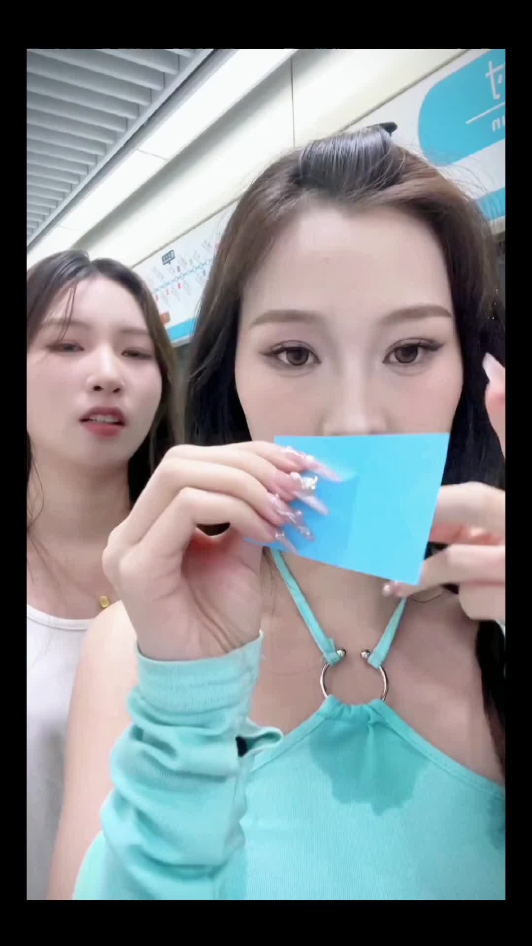 @LUCKY D2