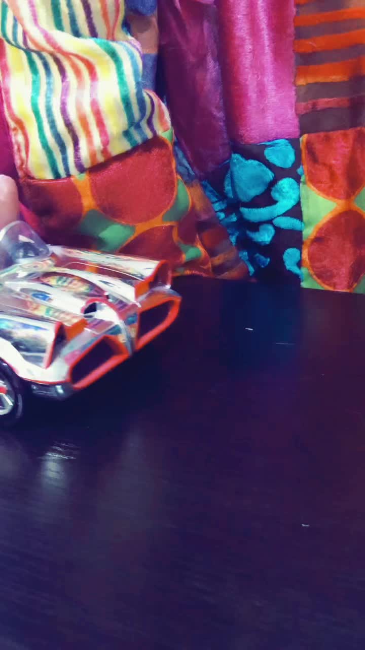 @foxwothoutsox
