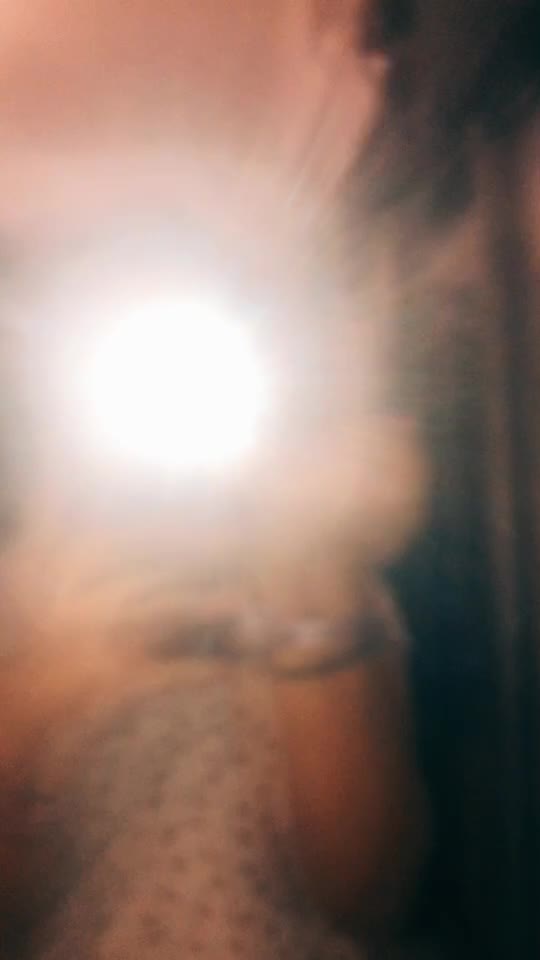 @J’ai les yeux vert les gens ;)