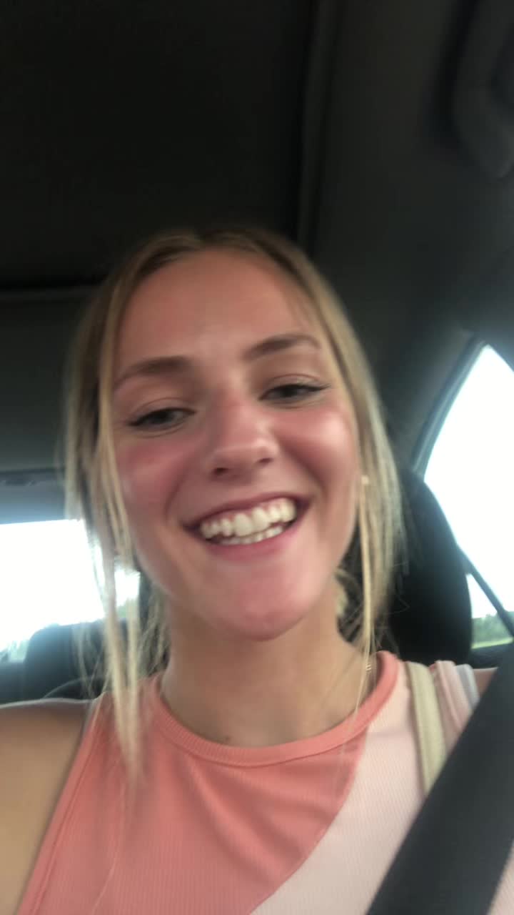 @erikagosch