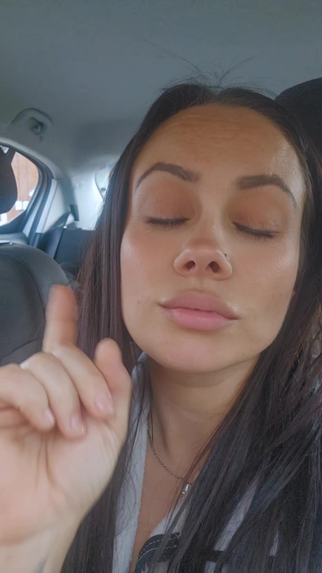 @Live♥️Love♥️Laugh