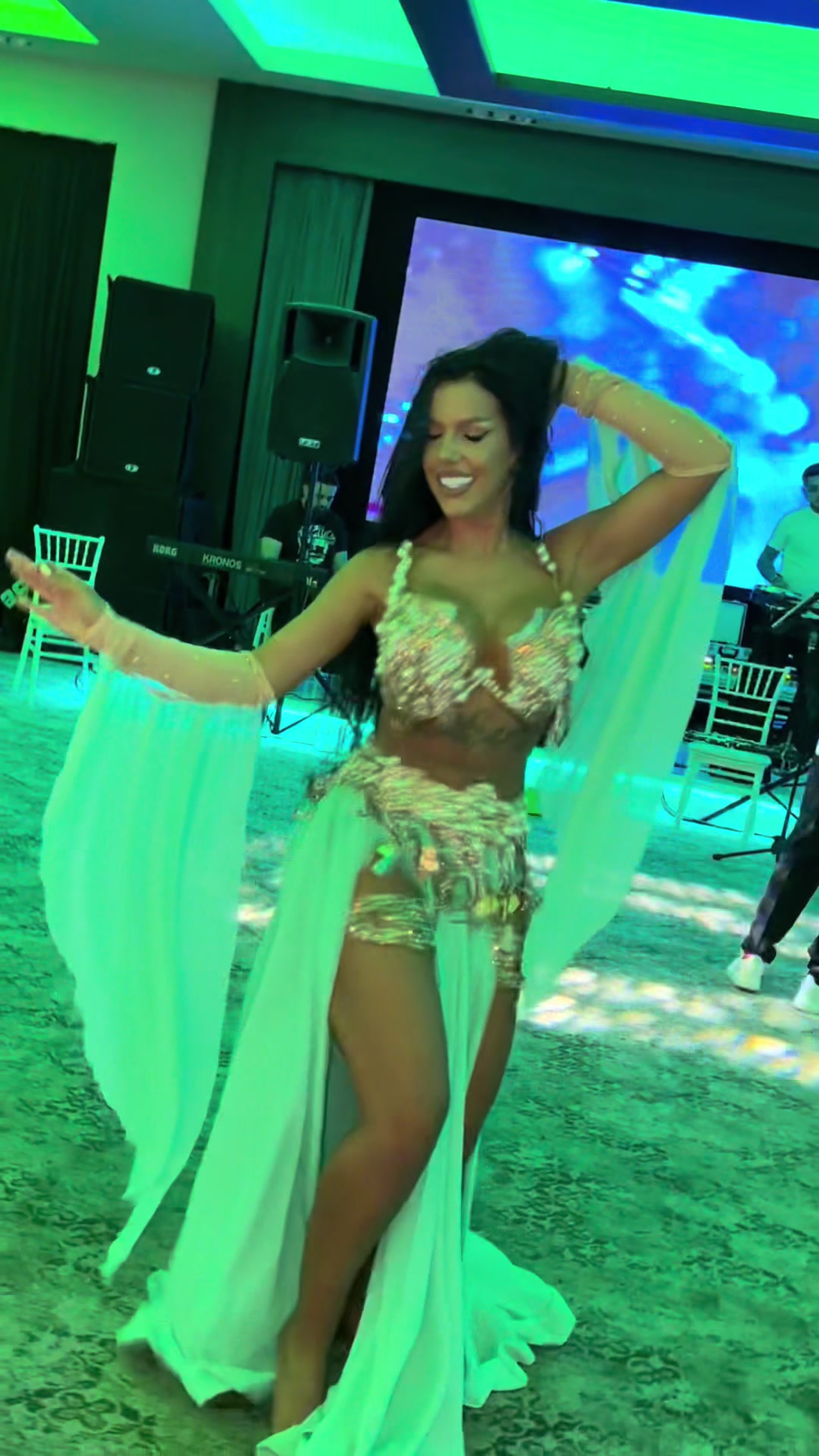 @Ceremia26002_bellydancer