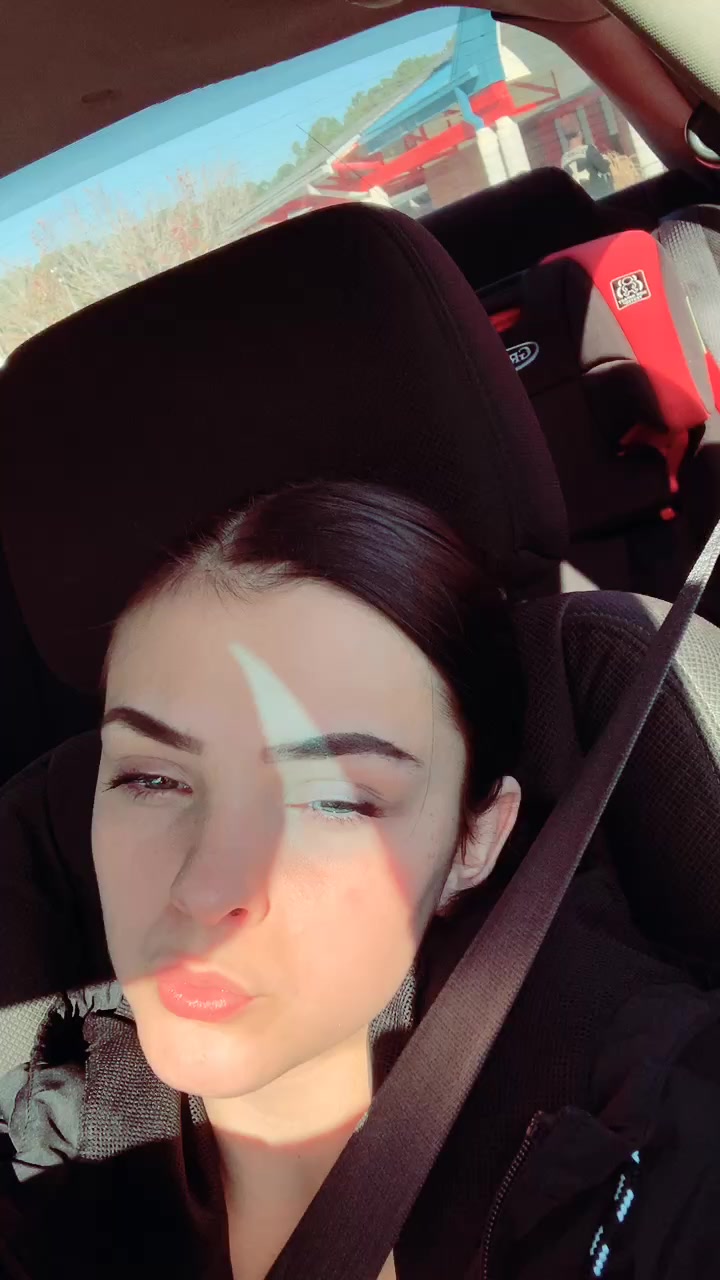 @Jaydaa(61k) 🥵