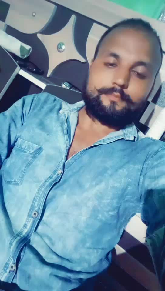@gujju_raviraj