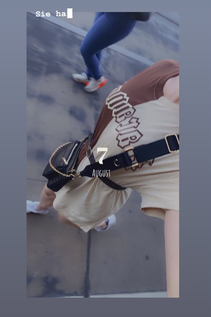 @𝒞𝑒𝓁𝒾𝓃𝑒💗💗