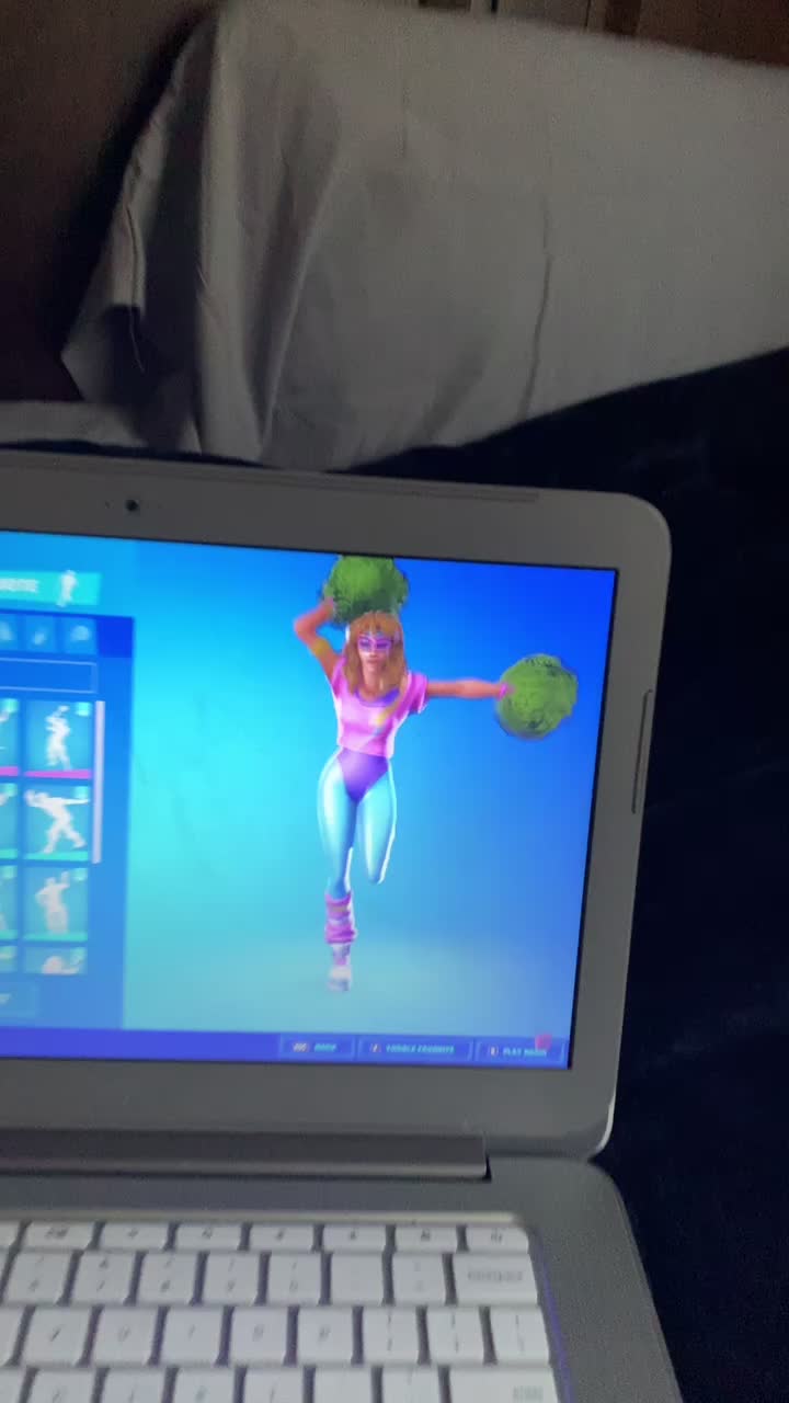 @Dream user “ᑭᑫᗩᘜᗴ“
