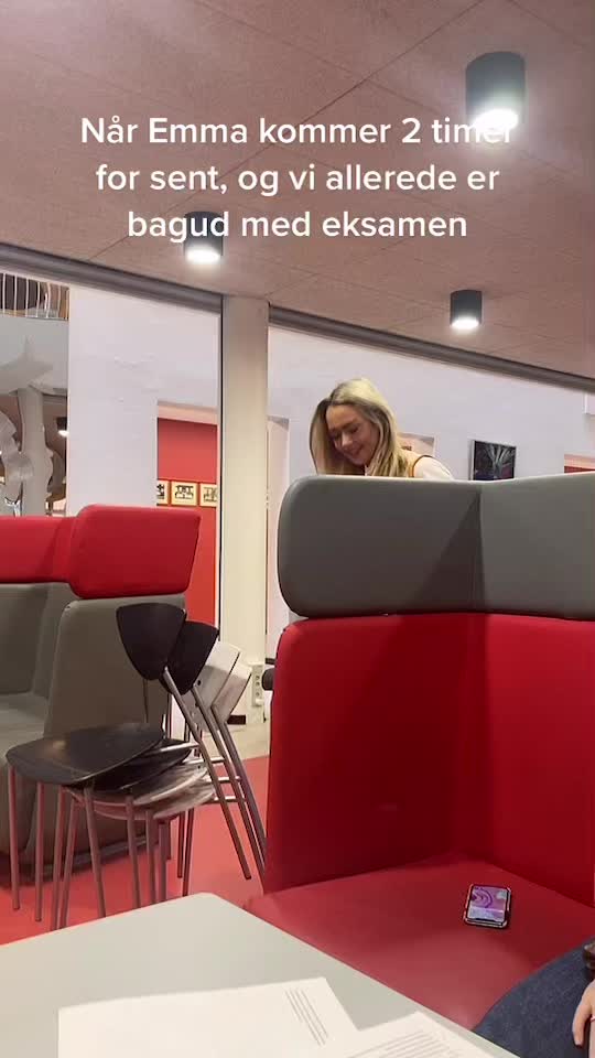 @Emma_ville_