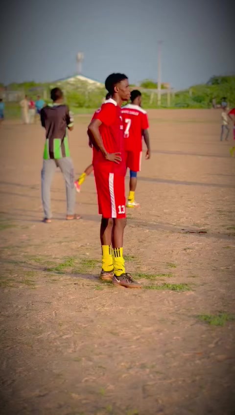 @WHITE EAGLES CF