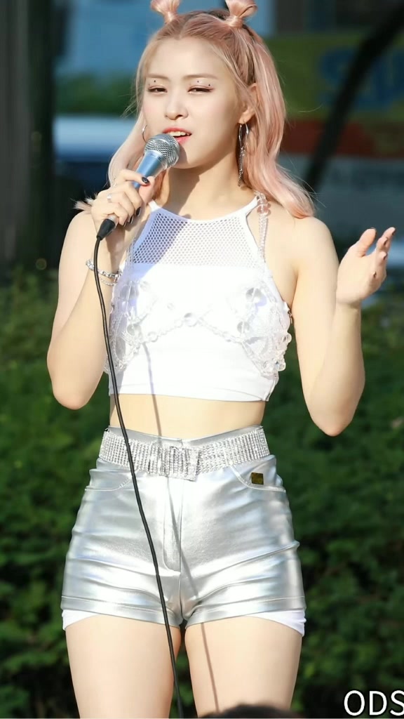 @Lari
