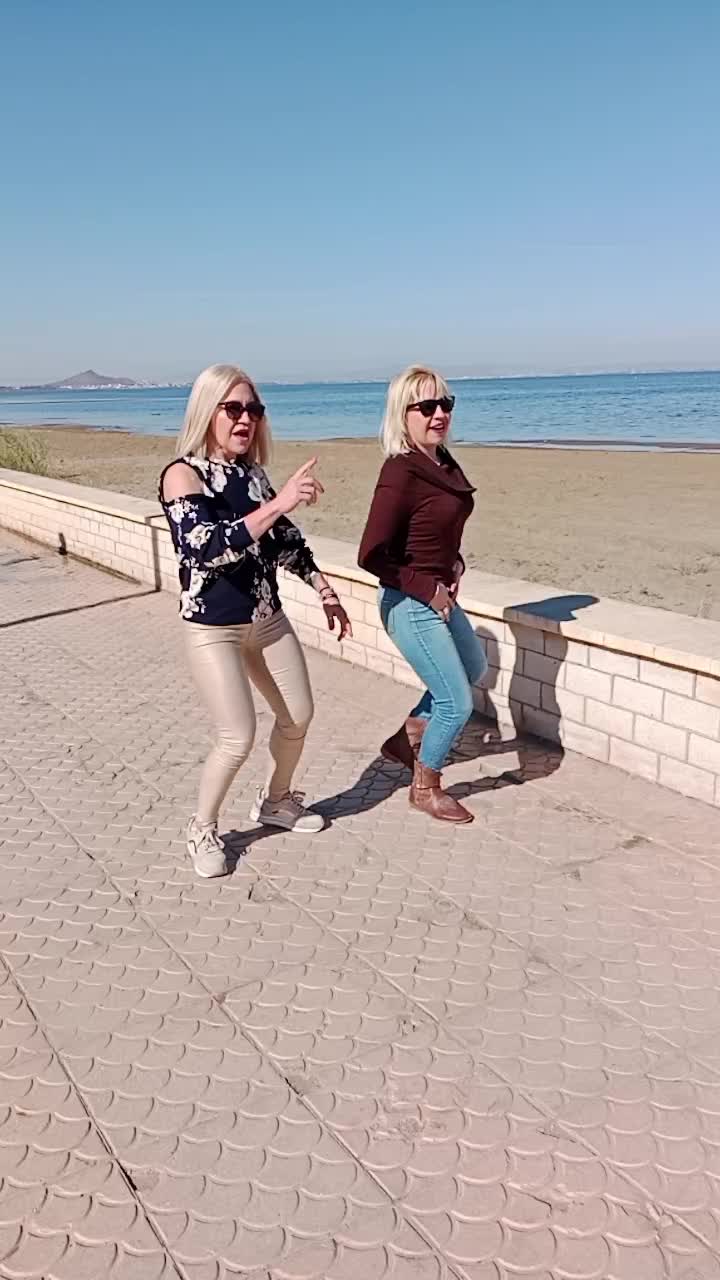 @Romina_18
