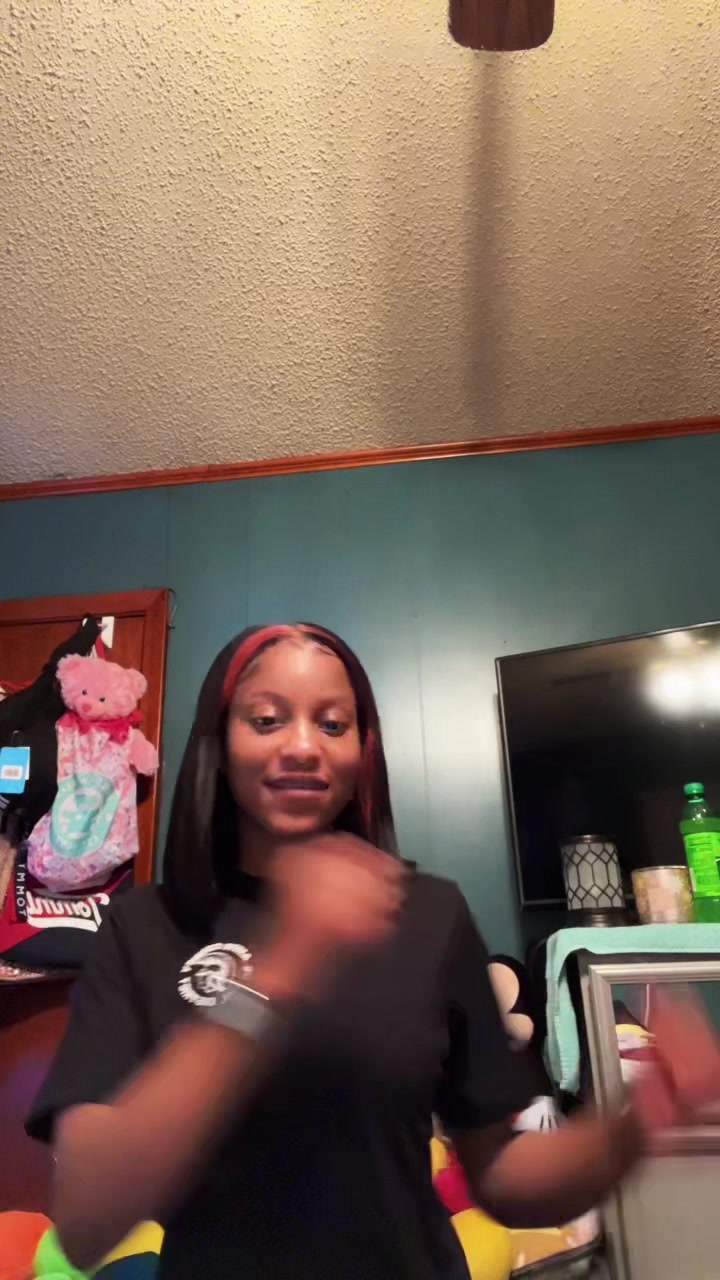 @jhaniyaaaa