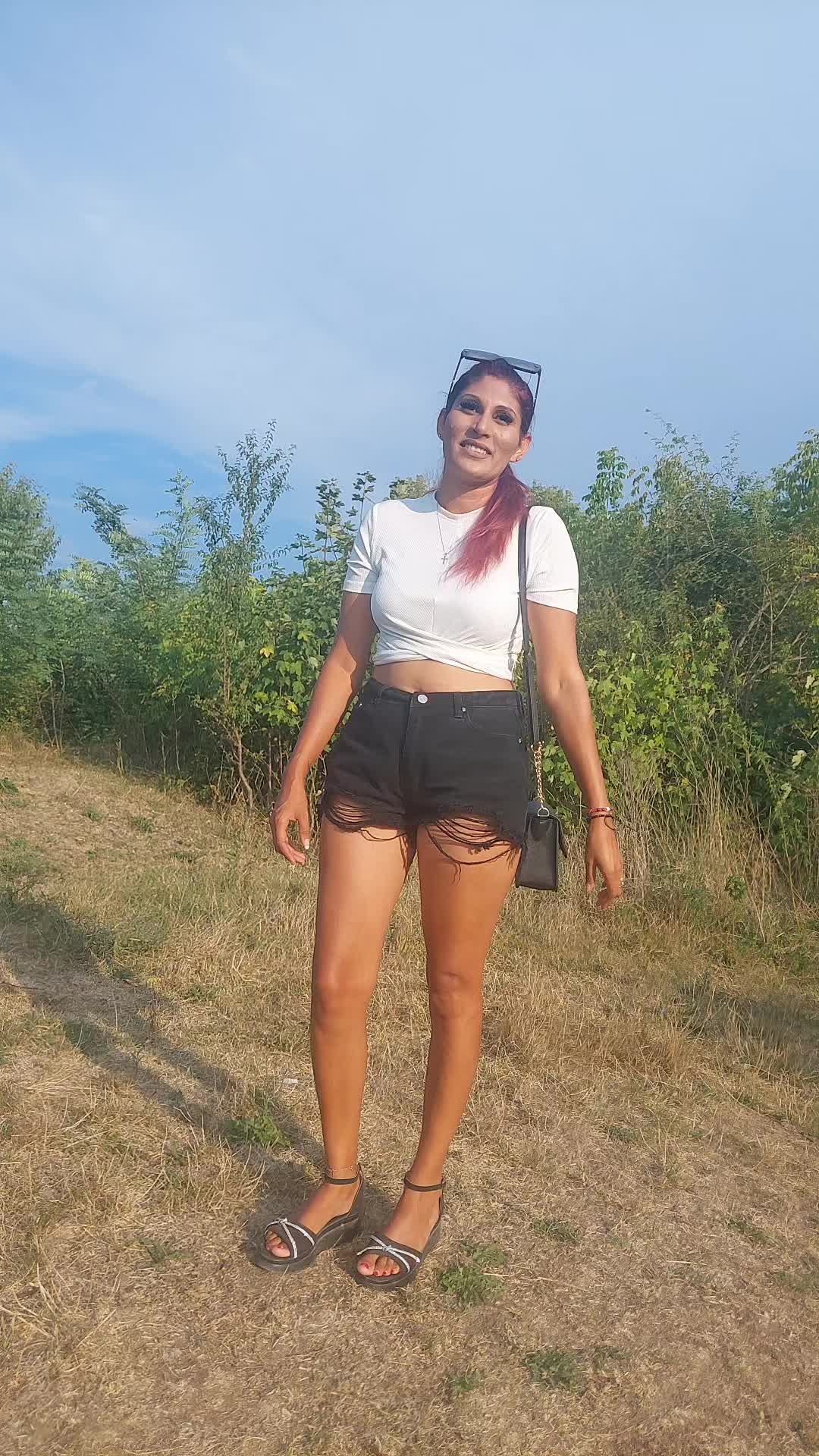 @💞💞Laura brunețica👑 👑