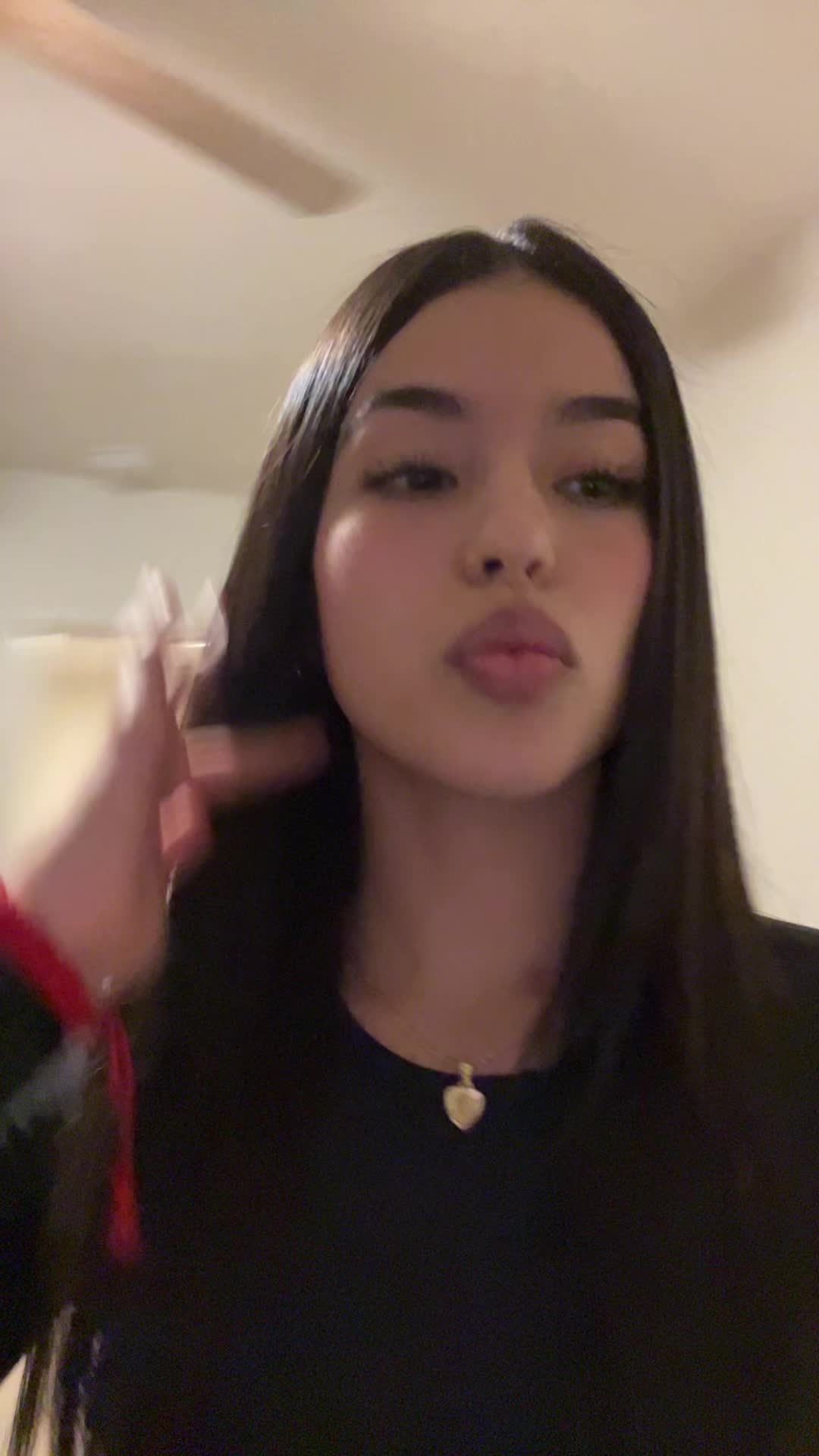 @celesteee