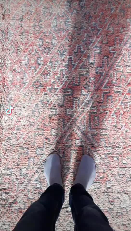 @Rugs_Connect