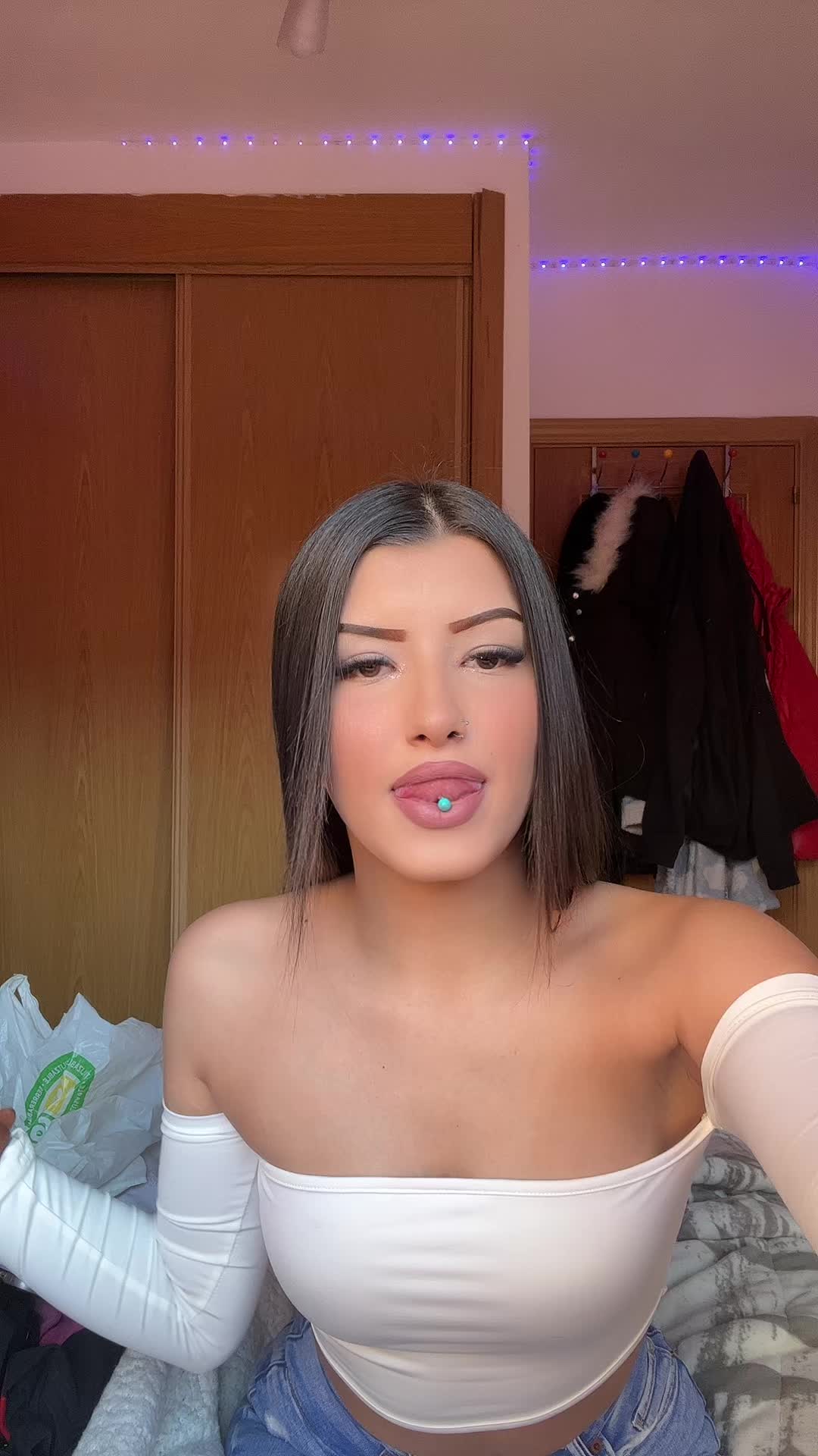 @laadaanii🇹🇩