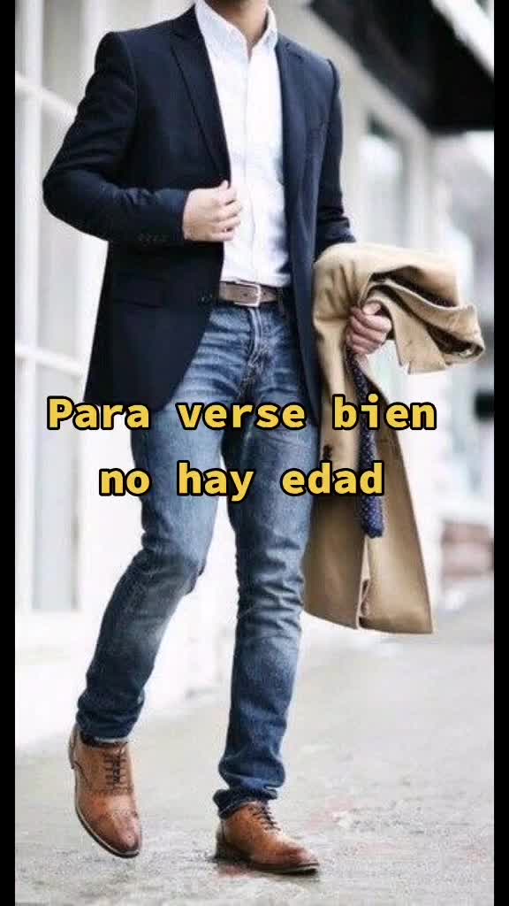 @Erik García