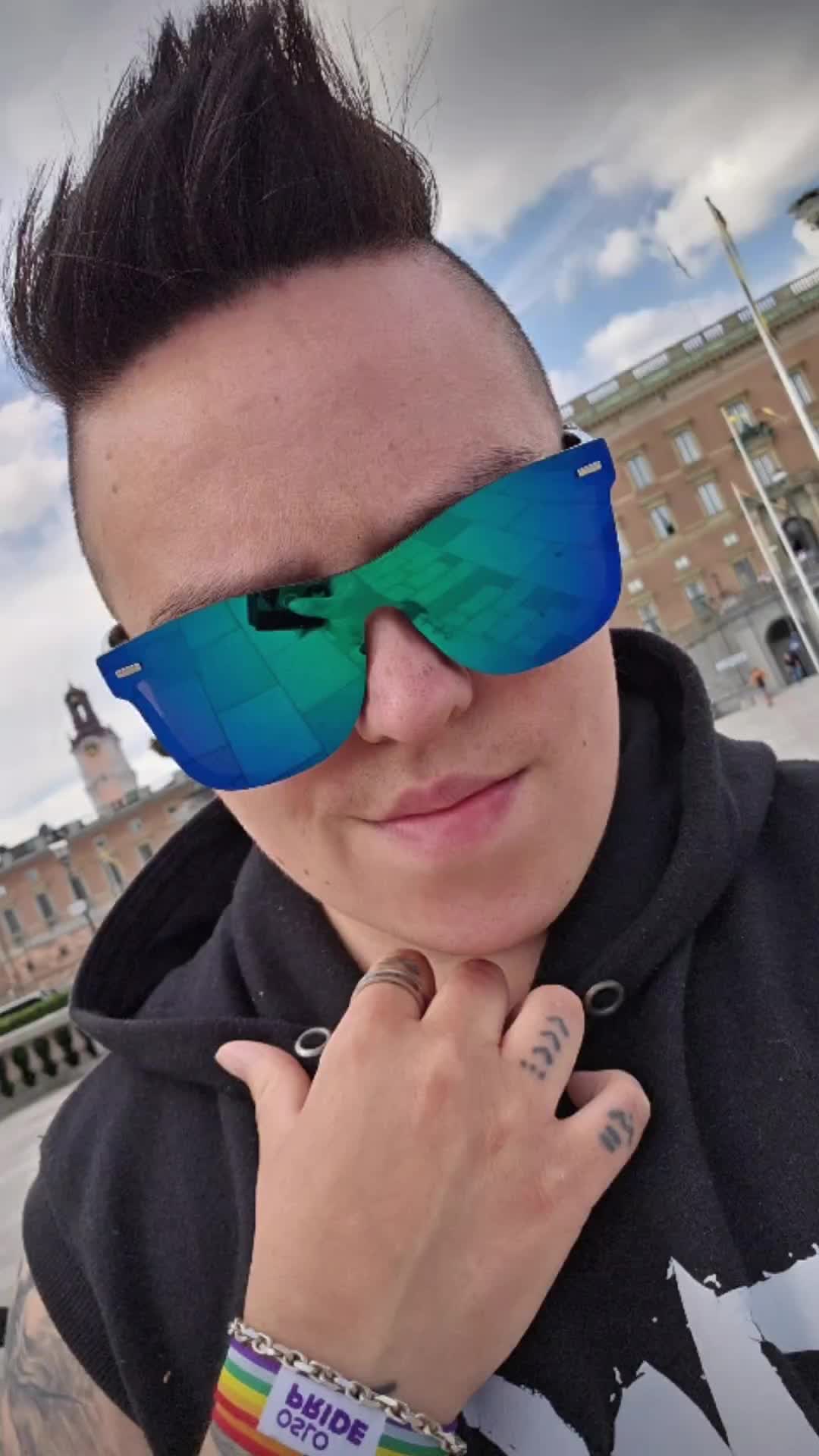 @Tanja🏳️🌈