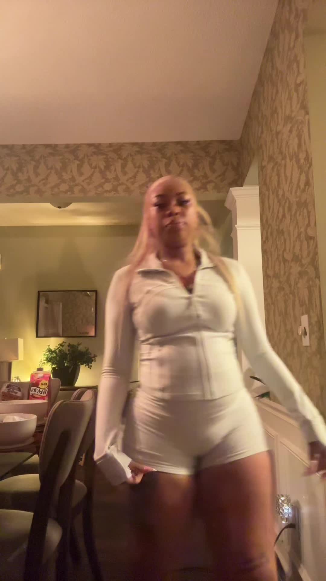 @denii🤍.