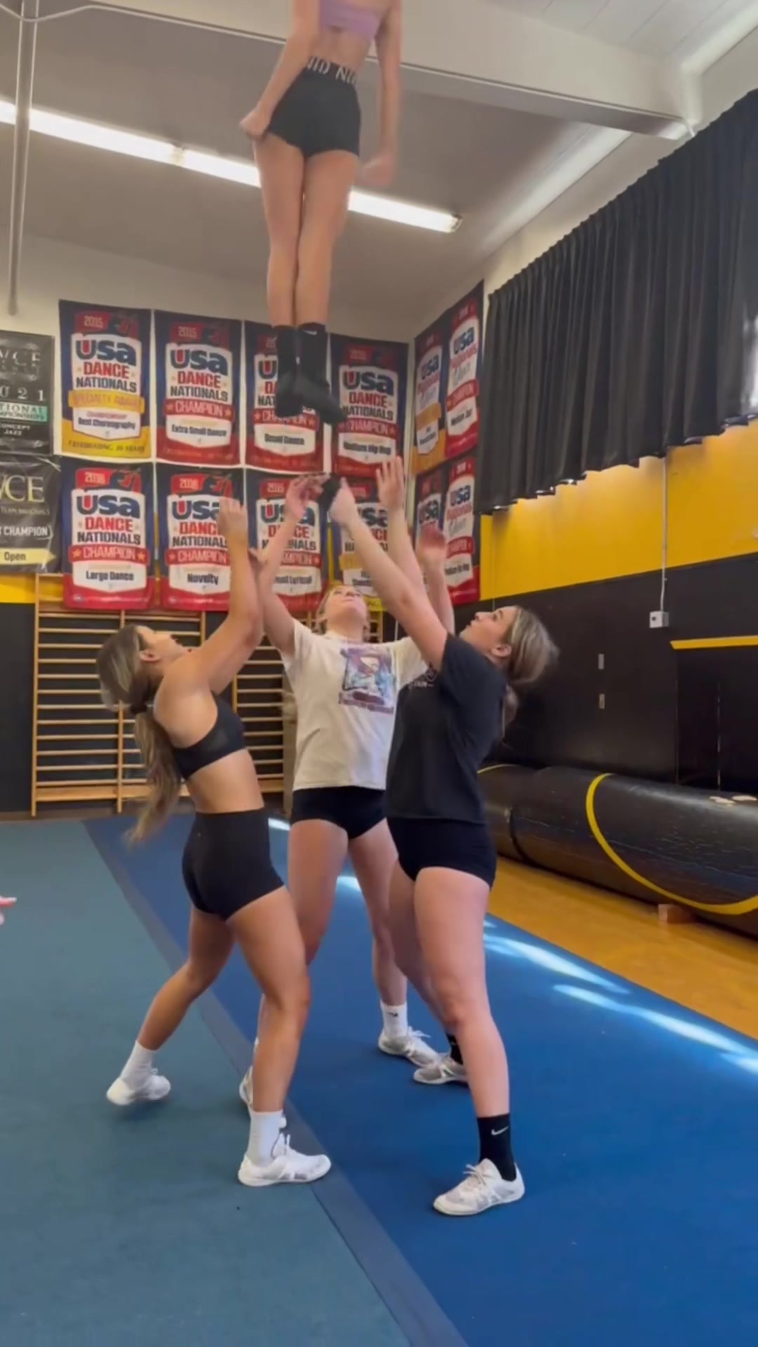 @NPHS Panthers Stunt ๐๐ค๐๐พ
