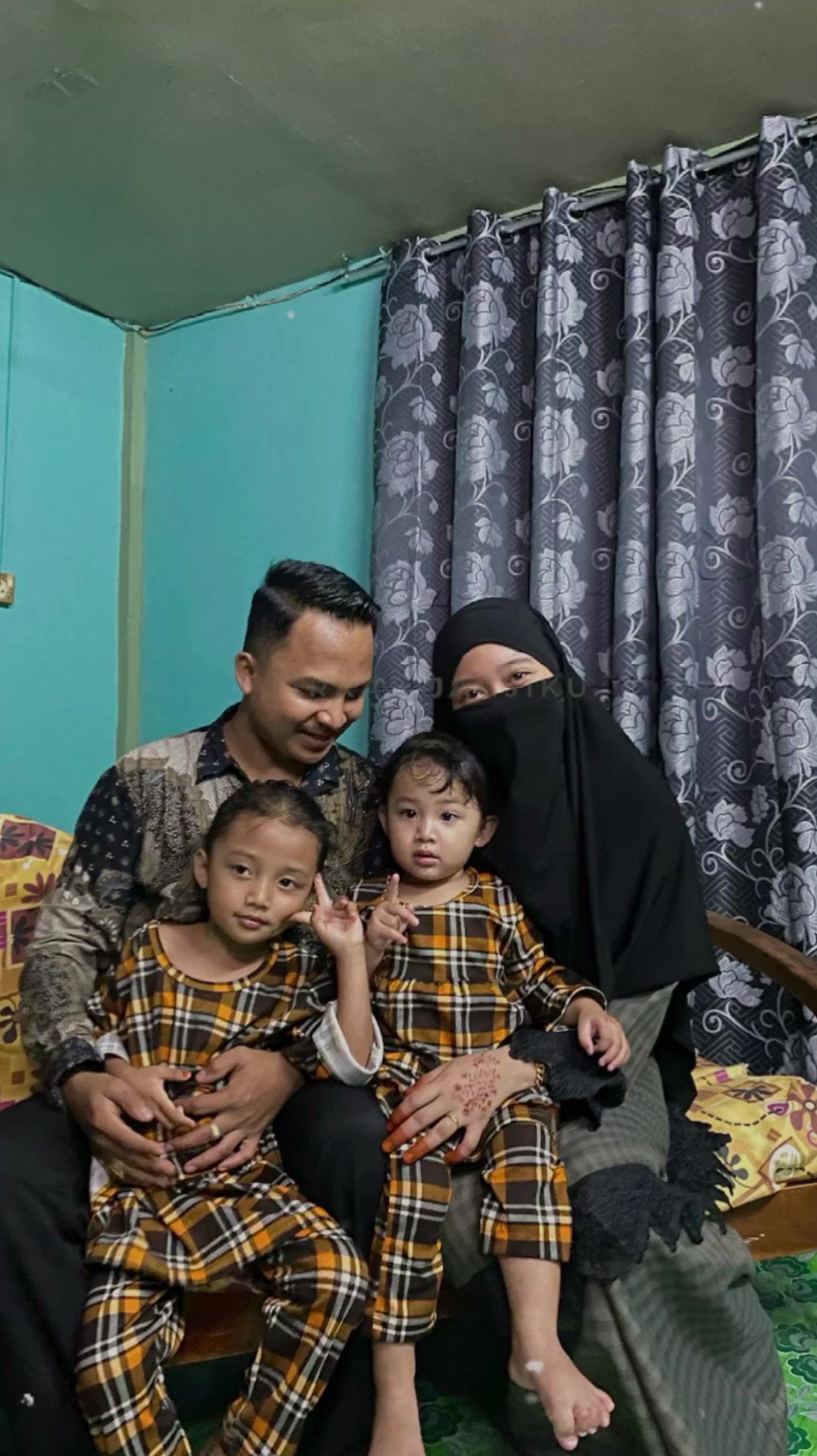 @AfifatuzZahra