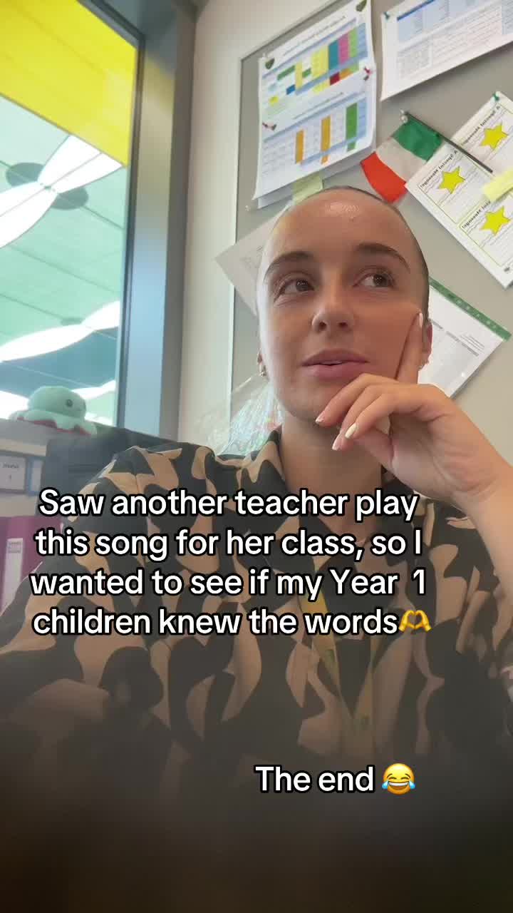 @rachosullivan