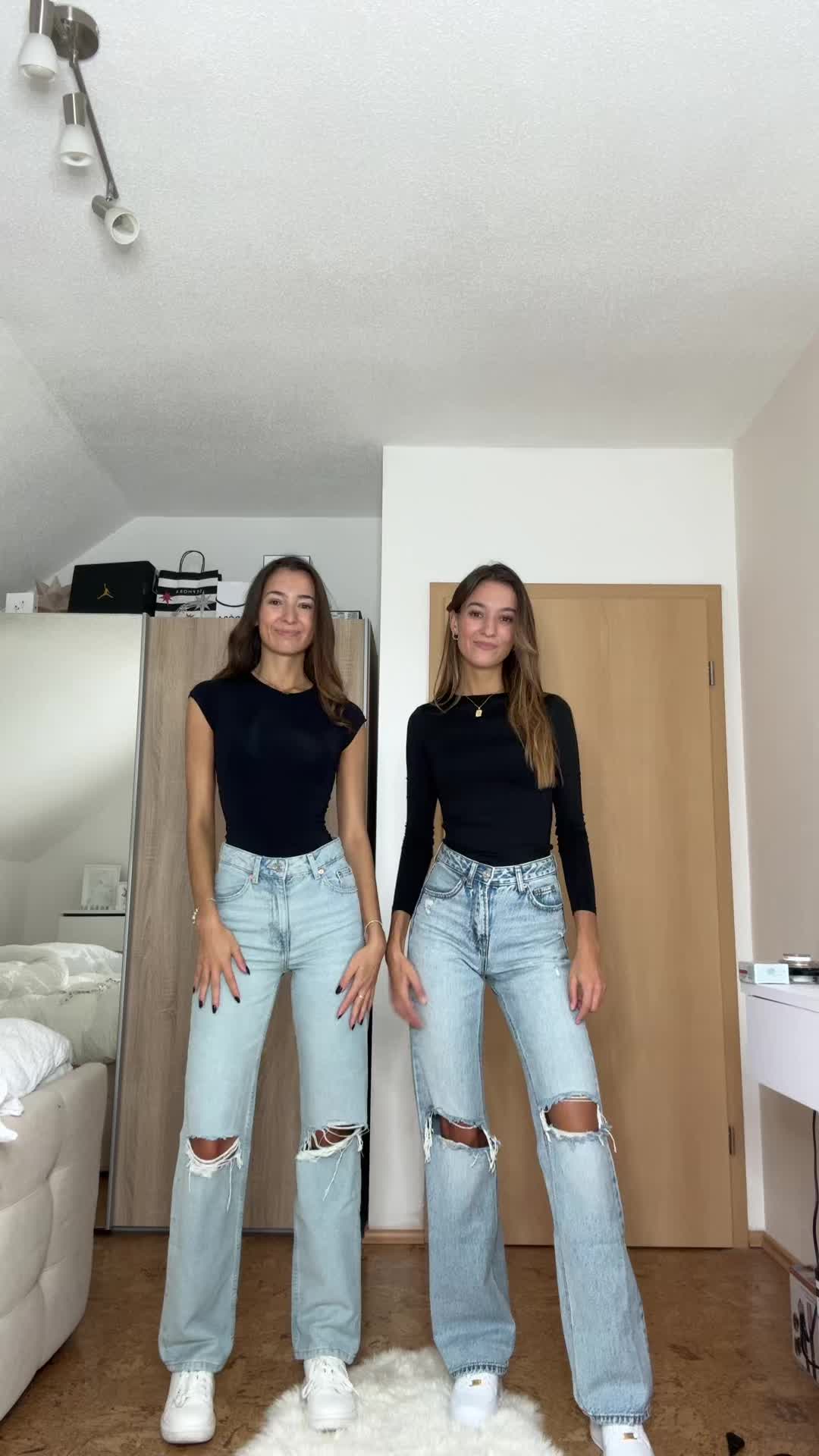 @celonatwins