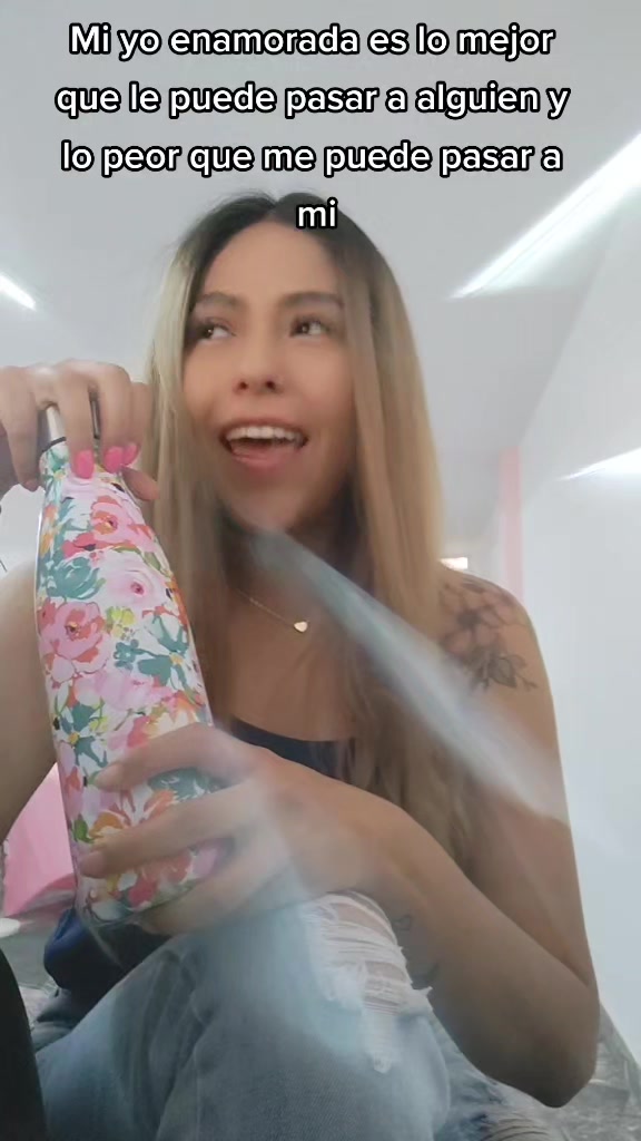 @karlyhdzm