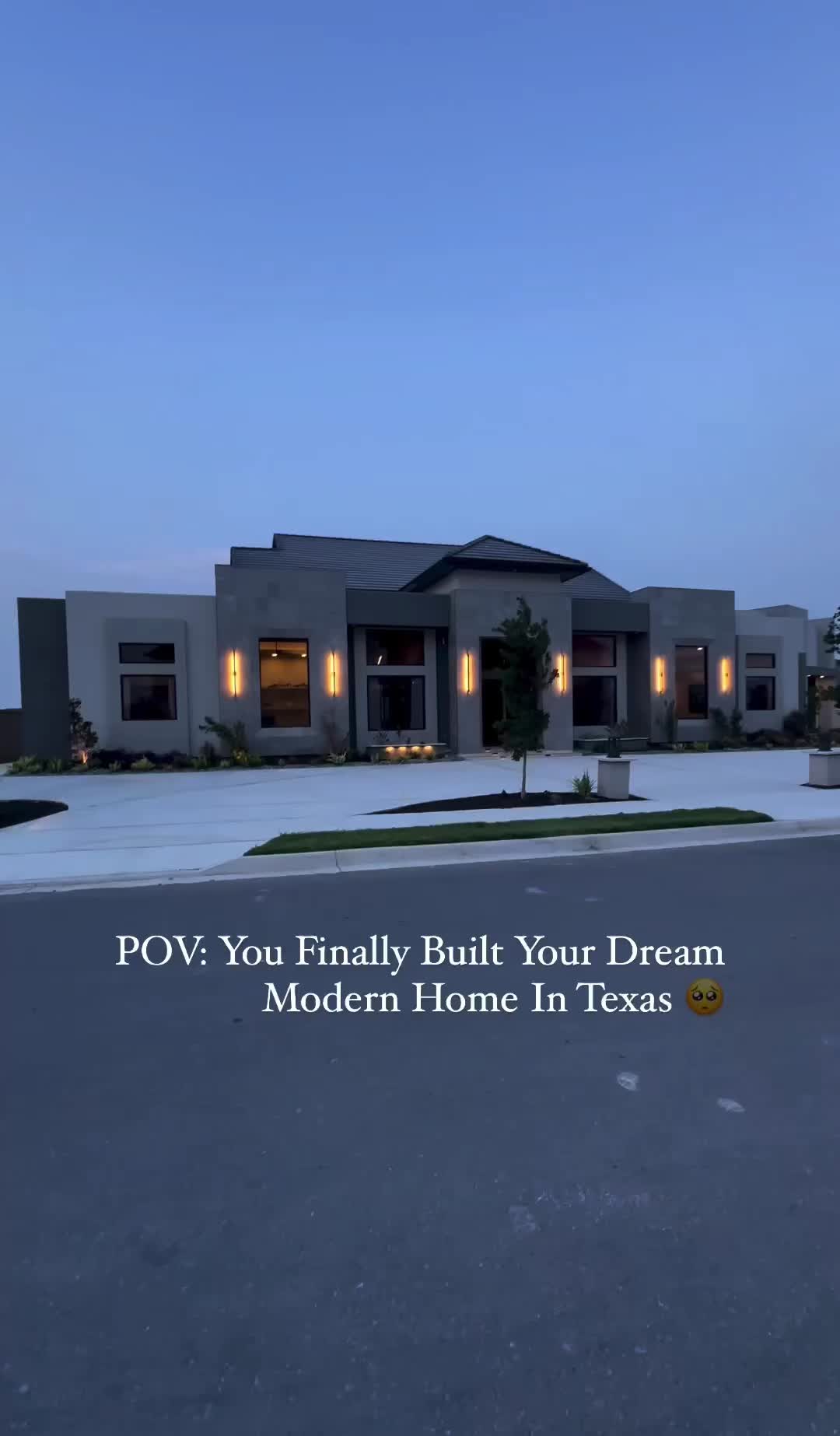 @Queen Matthews, Realtor®️