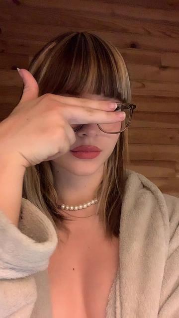 @Emma ✌🏻