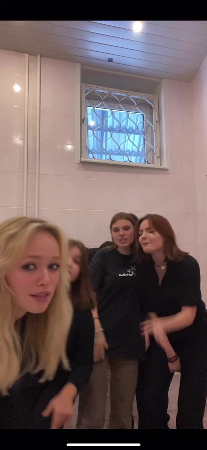 @крутые девчата