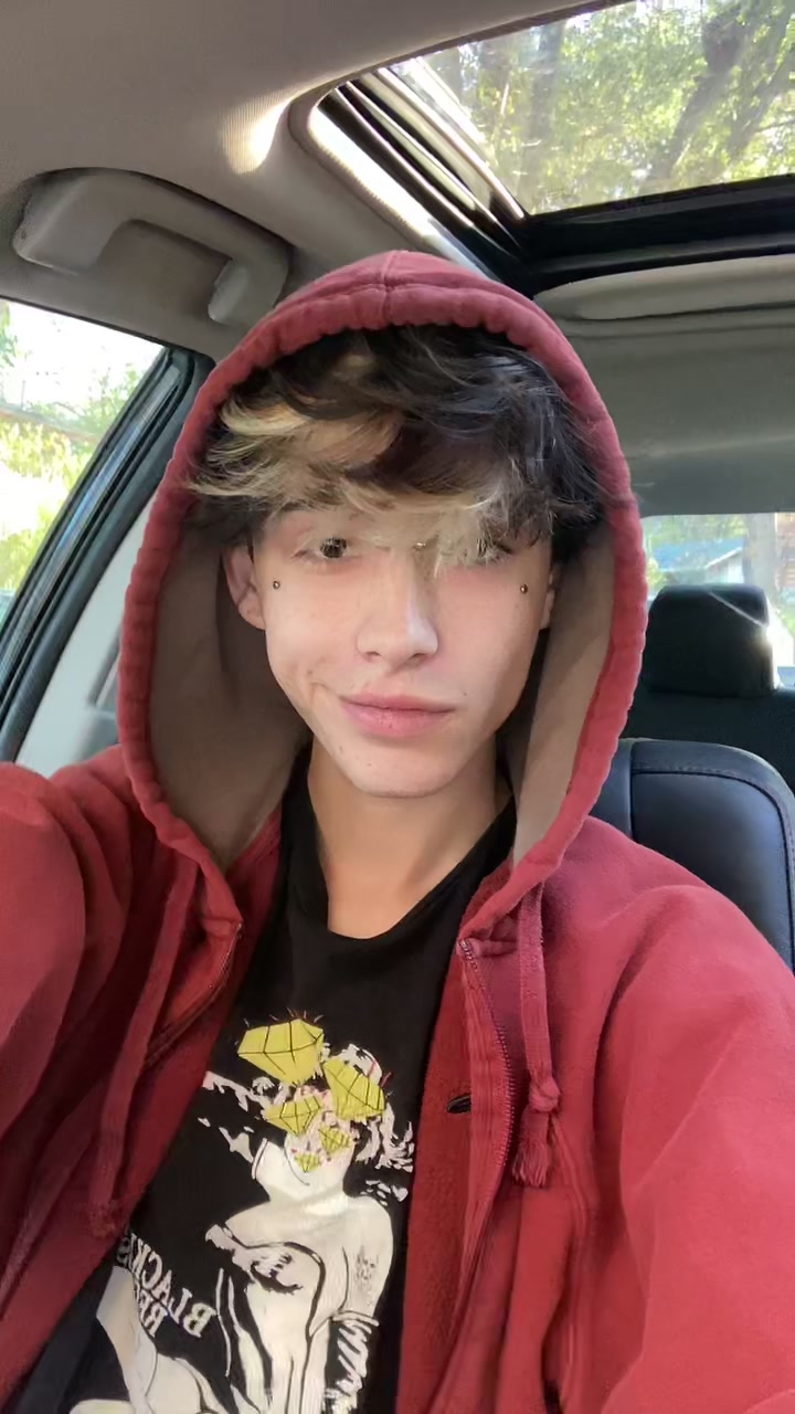 @P </3