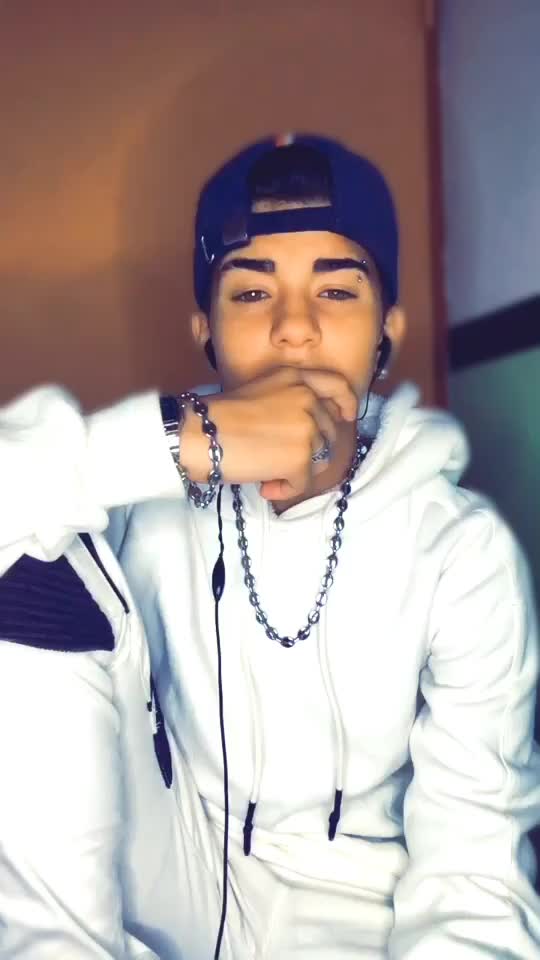 @emerikCrodier97480