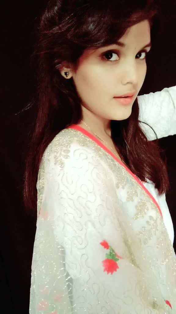 @👑ßnehal !!❤️🥀