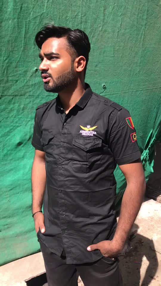 @mr_aaryan_22