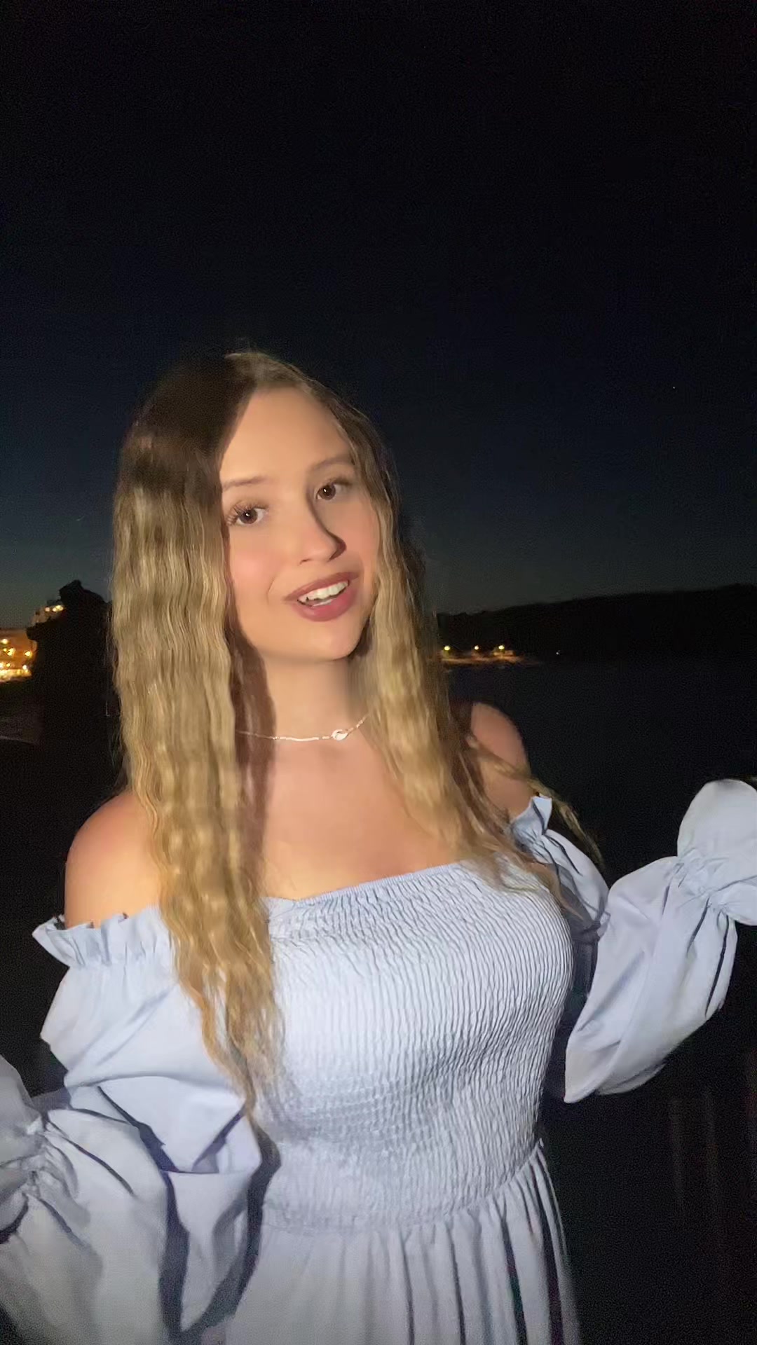 @Алиска🇷🇺