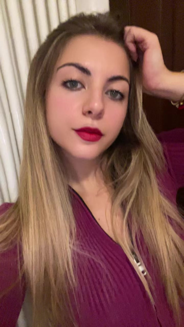 @Julie 🍒