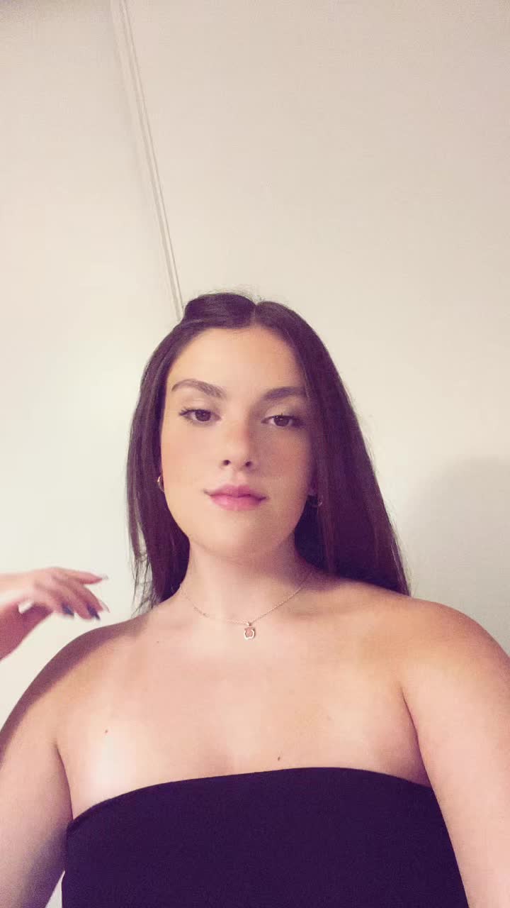 @daniielaa
