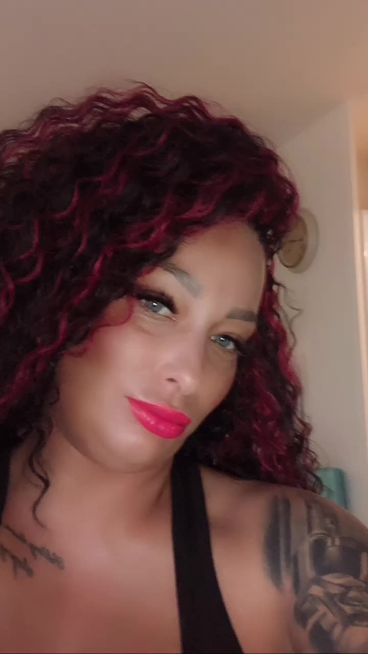 @Rihanna sefffa💪💪💪