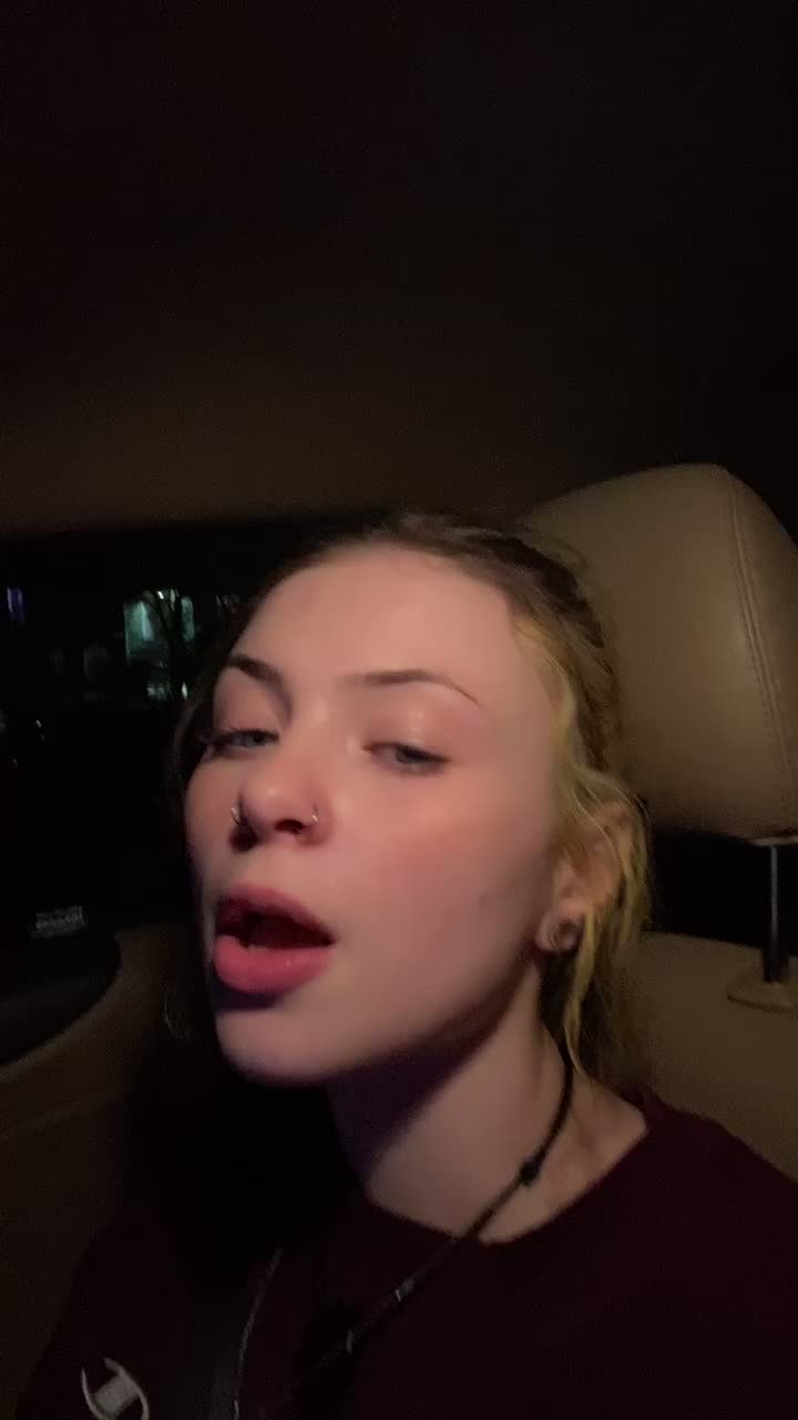 @Nikki✨