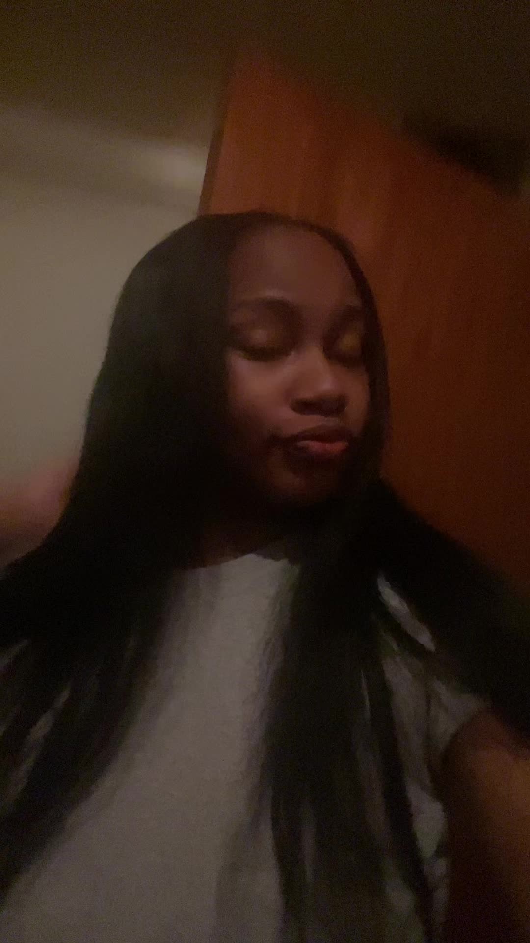 @Tink🖤.