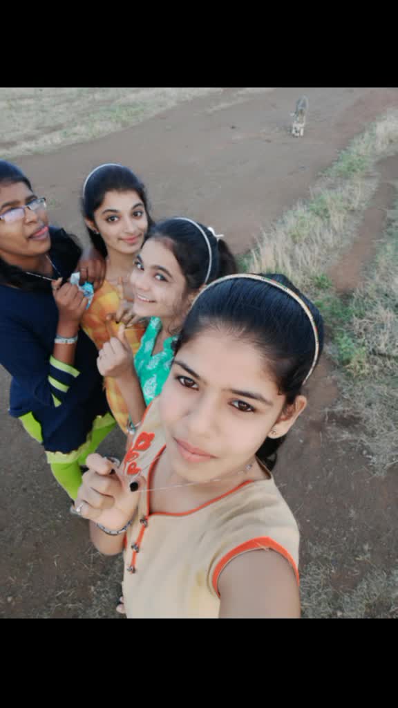 @anushka