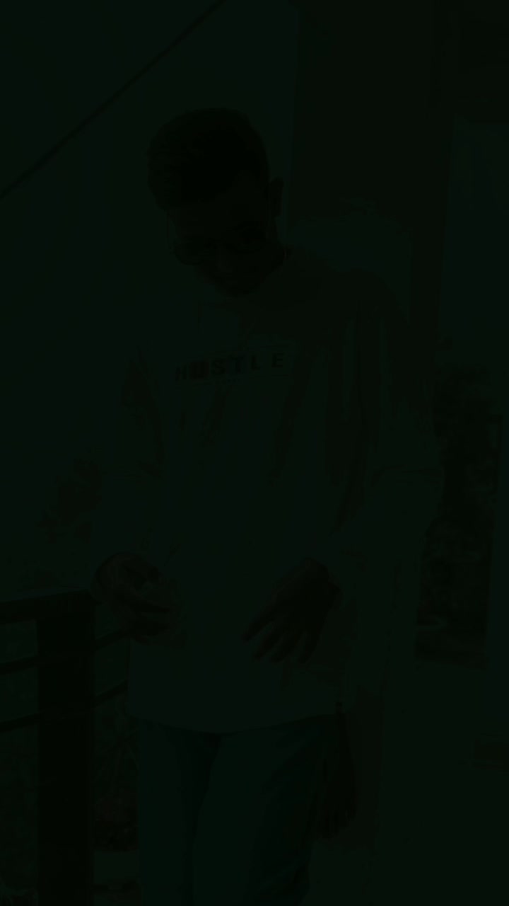 @Z a M u