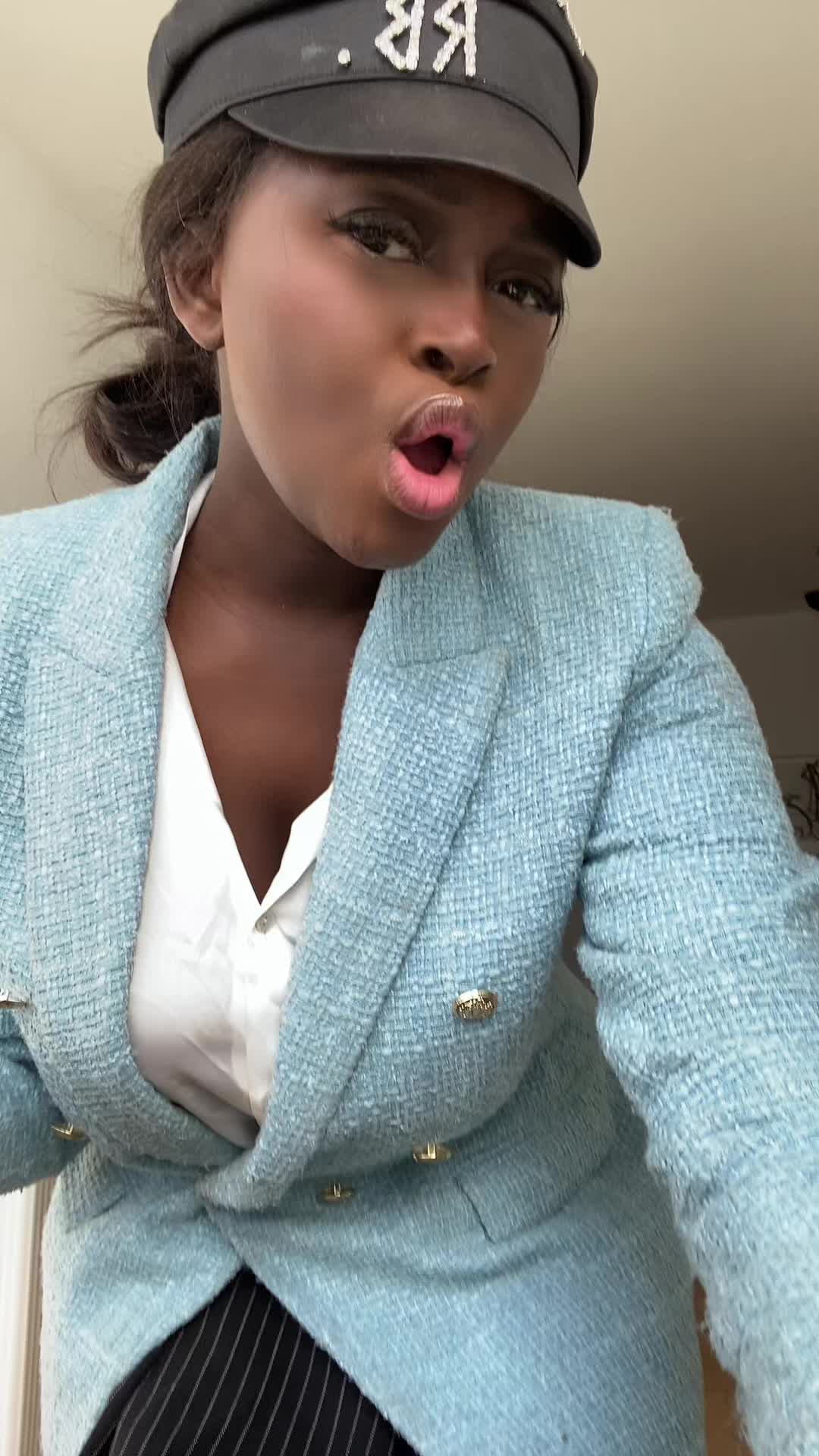@Blackbarbie