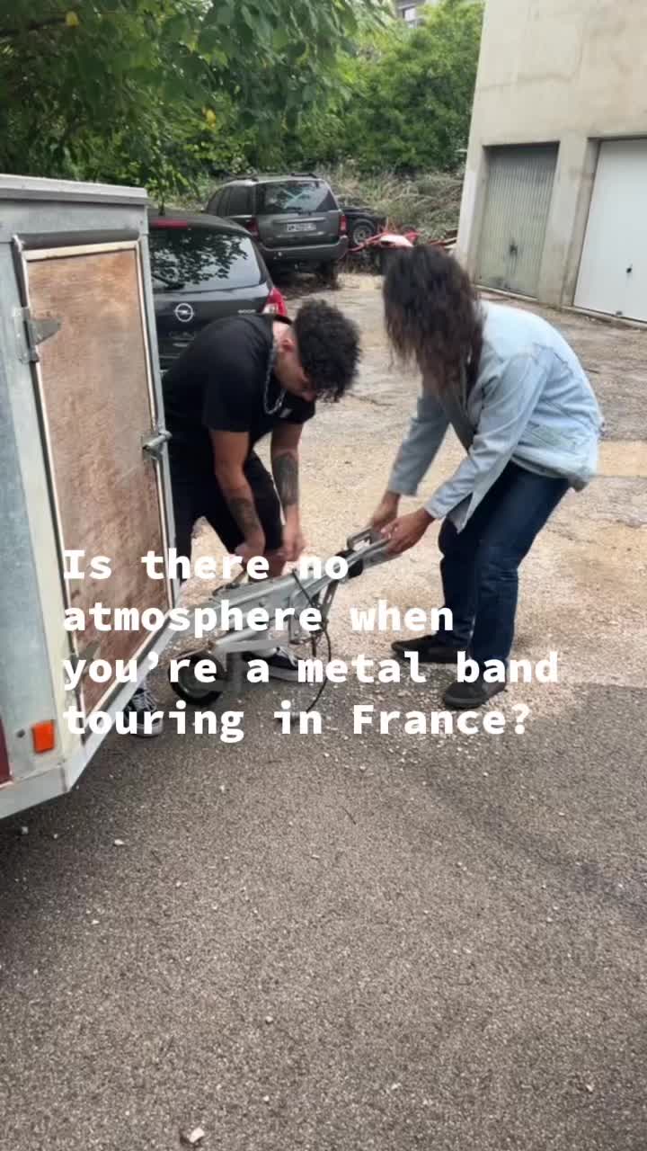 @Blooming Discord