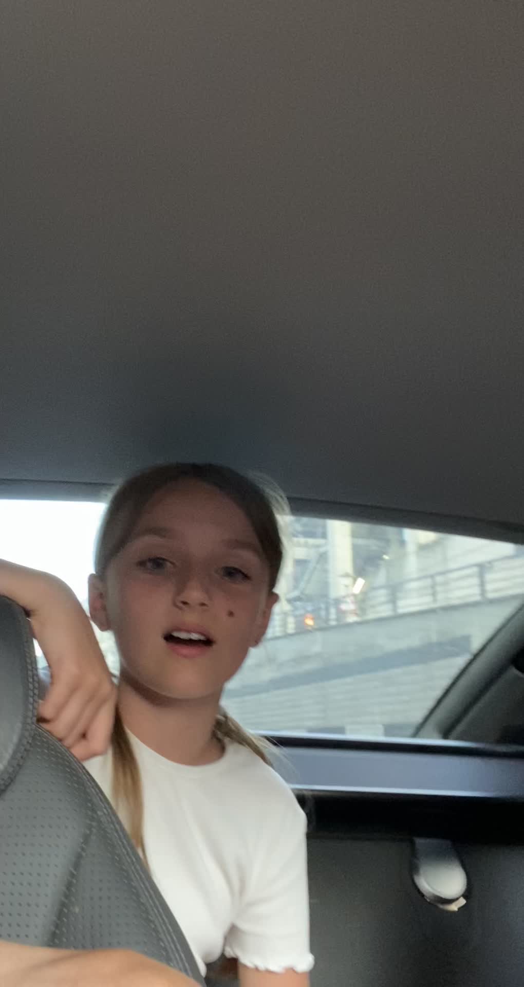 @Jacklyn_la_Roche