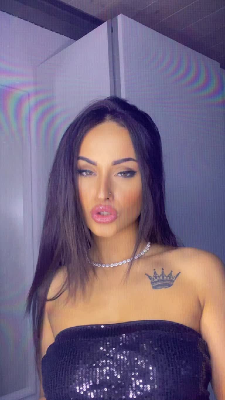 @👸🏻