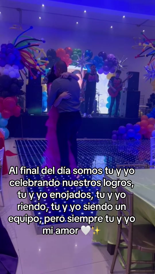 @Leslie Salazar C